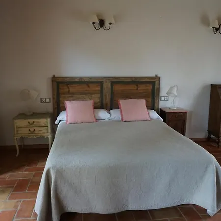 28 2* Torroella De Montgri