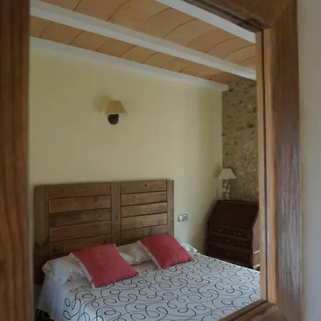 28 2* Torroella De Montgri