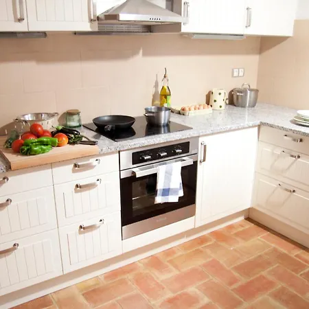 Guest house 28 Torroella De Montgri